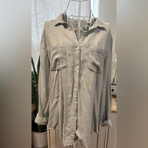 Cloth & Stone Button Down Top Size Medium